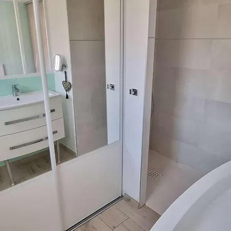 6 Personnes Avec Climatisation - Fr-1-768-115 La Garonnette-Plage