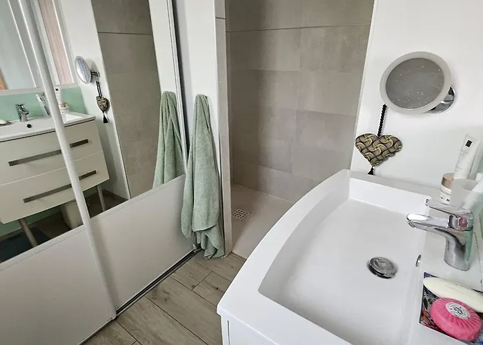 6 Personnes Avec Climatisation - Fr-1-768-115 La Garonnette-Plage